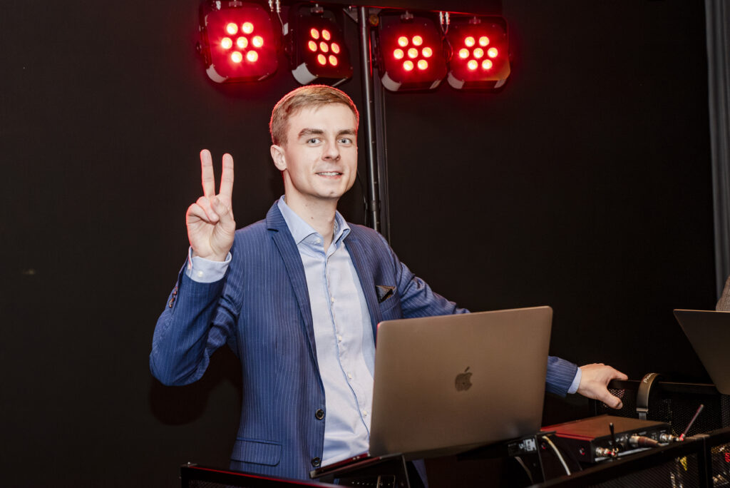 DJ gimtadienio šventei
